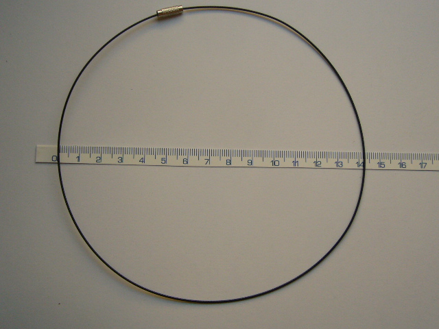 Náhrdelník, ocelové lanko, průměr cca 145mm, černá.