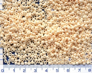 Rokajl, PRECIOSA, smetanový perleťový,velikost 10/0, balení 50g