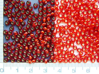 Rokajl, PRECIOSA, červený se stř.průt.,velikost 8/0, balení 50g