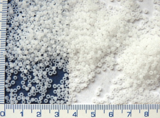 Rokajl, PRECIOSA,bílý mléčný,velikost 6/0,balení 50g