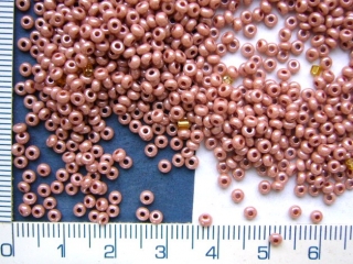 Rokajl, PRECIOSA, hnědý perleťový,velikost 6/0,balení 50g