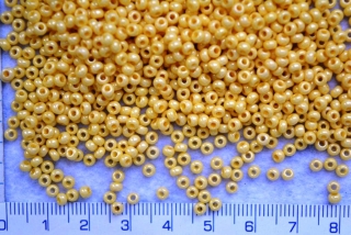 Rokajl, PRECIOSA, žlutý perleťový,velikost 5/0, balení 50g