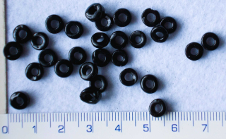 Skleněné korálky, mačkané,černá placička,7mm,cca100ks-20g