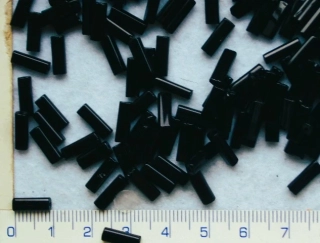 Rokajl, PRECIOSA, další tvary, černé trubičky,10mm,balení 50g