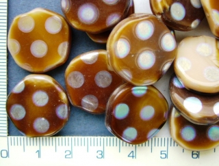 Skleněné korálky, mačkané, hnědé nepravidelné kolečko,20mm,1ks,II.jakost