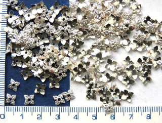 Kaplíky, platiová kytička,7x5mm,20ks