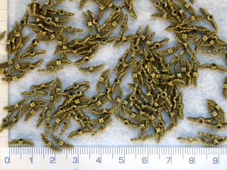 Kovové korálky - přívěsky,mosazná andělská křídla,12x3mm,1ks