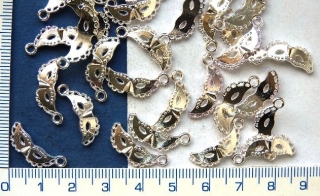 Kovové korálky - přívěsky,stř.maska,20x7mm,1ks