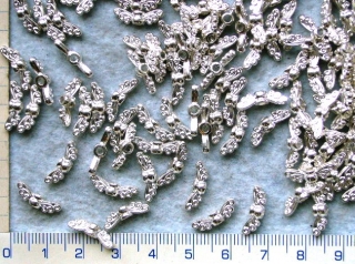 Kovové korálky - přívěsky,stříbrná motýlí křídla,14x5mm,1ks