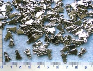 Kovové korálky - přívěsky,12mm,stříbrný tučňák,1ks