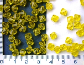 Plastové broušené korálky, žluté sluníčko, 10mm,20ks