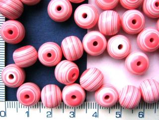 Plastové korálky, růžovovbílá proužkovanaá kulička,10mm,1ks
