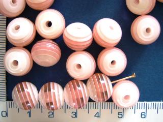Plastové korálky,růžová kulička,12mm,1ks