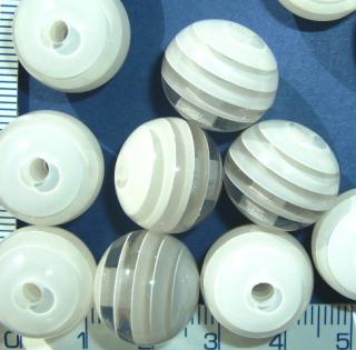 Plastové korálky, 16mm, bíločirá kulička, 1ks