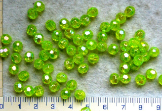 Plastové korálky,4mm, zelená broušená kulička s AB,100ks