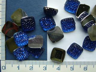 Plastové, nalepovací,  modrý čtverec,10mm,1ks