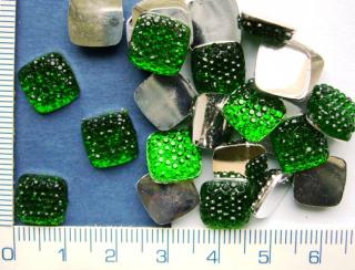 Plastové, nalepovací,  zelený čtverec,10mm,1ks