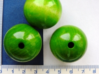 Dřevěné korálky, 30mm,zelená kulička,1ks