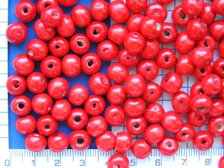Dřevěné korálky, červená kulička, 8mm,30ks