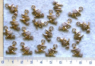 Kovové korálky,srř.čarodějnice, 17x12mm,1ks