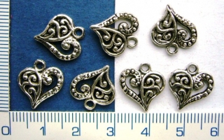 Kovové korálky, srdíčko, 13x14mm,1ks