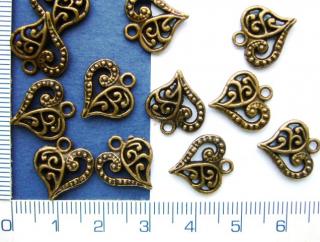 Kovové korálky,mosazné srdíčko,13x14mm,1ks