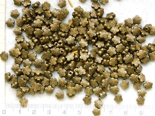 Kovové korálky,mosazná kytička 5mm,1ks