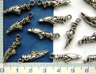 Kovové korálky,baletní špičkovka,7x23mm,1ks