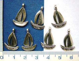 Kovové korálky,plachetnice,13x19mm,1ks