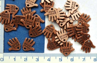 Kovové korálky,měděná ruka, 11x13mm,1ks