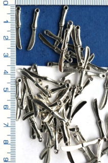 Kovové korálky,nůž,3x25mm,1ks
