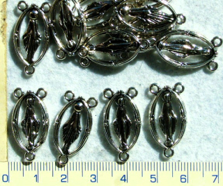 Kovové korálky,stř.madonka,3 očka,23x10mm,1ks