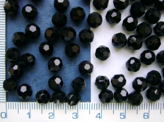 Broušené korálky, M.C.broušené perle kulaté Preciosa,černé,6mm,1ks