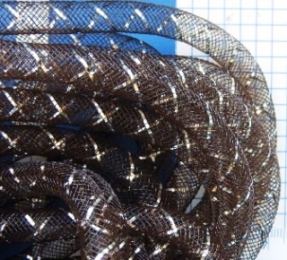 Síťka na korálky, hnědá se stř.provázkem, průměr cca 9mm,1m