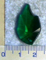 SWAROVSKI ELEMENTS přívěsek - zelený lupen, 26x16mm
