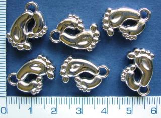 Pokovený plast, stříbrná barva, chodidla, 16x19mm, 1ks