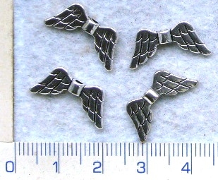 Kovové korálky - přívěsky,stř.křidýlka 19mm,1ks