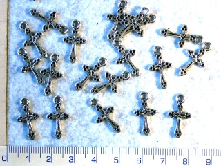 Kovové korálky,stř.křížek, 20x11mm,1ks