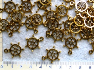 Kovové korálky, zlaté kormidlo 17mm, 1ks