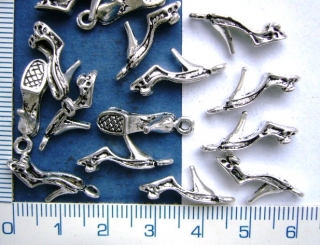 Kovové korálky, stříbrný střevíček,5x11mm,1ks