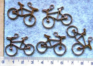 Kovové korálky, přívěsky, stříbrné kolo,30x23mm,1ks