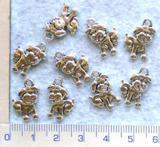 Kovový korálek, stř.pes,17x12mm, 1ks