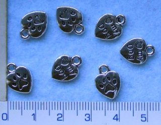 Kovový přívěsek,stř.srdce-dog, tlapka,12mm,1ks