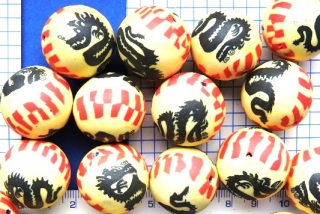 FIMO, 26mm, béžová kulička s čínským drakem,1ks