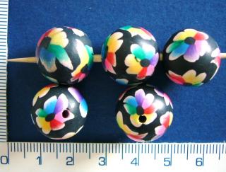 FIMO,16mm,černá kulička s kytičkami,1ks