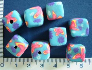 FIMO,12mm,modrá kostička s kytičkami,1ks