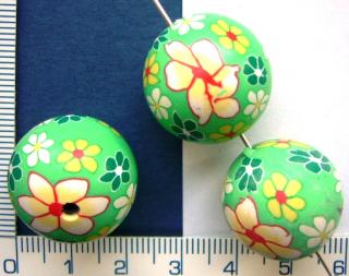 FIMO,20mm, zelená kulička s kytičkami, 1ks