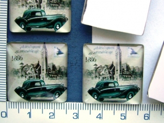 Skleněné kabošony,auto veterán,25x25mm,1ks