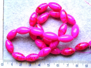 Lakované korálky,15x8mm,růžový oválek s cákanci,10ks