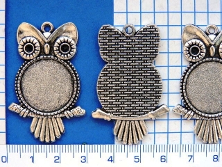 Lůžka na pryskyřici a lepení kamínků,stříbrná sova,45x29mm,střed20mm,1ks